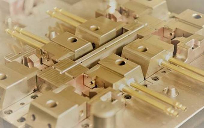 Key Considerations for Material Selection in Moldmaking