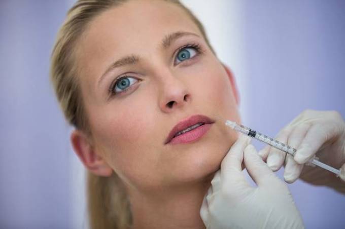 Dermal Fillers for Face Sculpting: A Guide to Enhancing Your Features