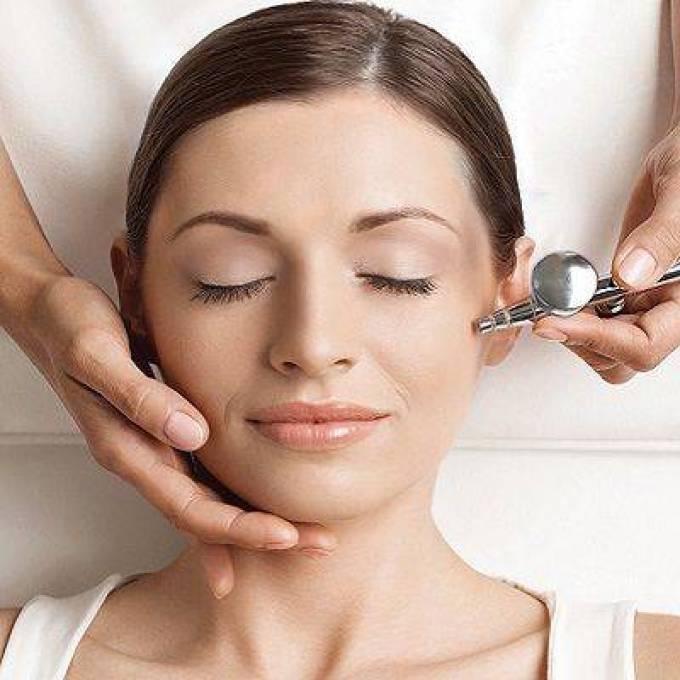 How Does an Oxygen Facial Work Wonders?