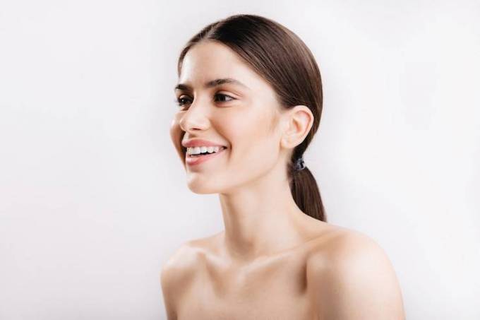 What Are the Alternatives to Chin Augmentation Surgery?