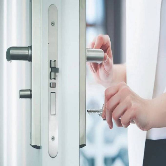 Securing Your Home with Confidence: Why Choose Assist Locks – The Trusted Locksmith Brentford 