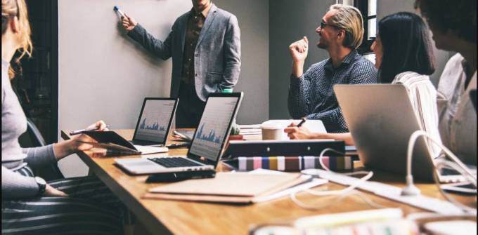 Executive Coaching Services: Empowering Leaders to Perform at Their Best