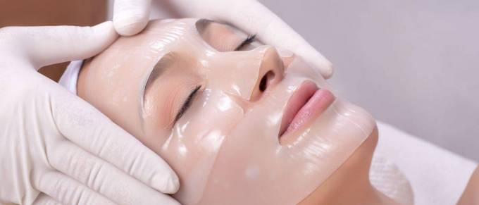 How Is the Cosmelan Peel Different From a Facial?