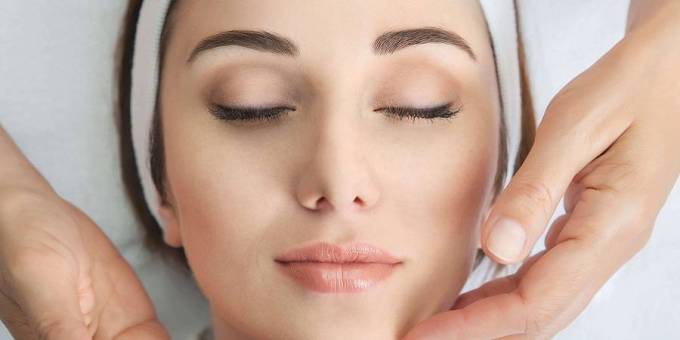 What is the purpose of an organic pumpkin peel?