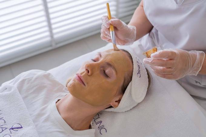 What Scientific Basis Supports a Cosmelan Peel?
