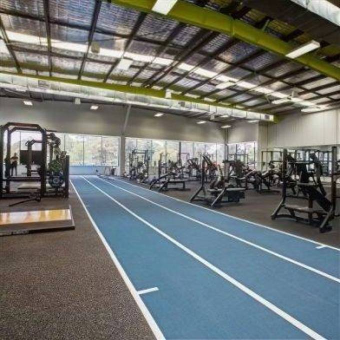 Complete Business Cleaning Solutions with Keen2clean4u for a Healthier Workspace