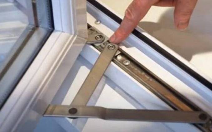 Reliable Locksmith Solutions for Homes and Businesses with Assist Locks