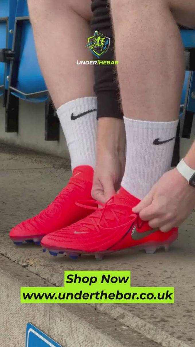 The Ultimate Guide to Choosing the Right Football Gear for Every Goalkeeper
